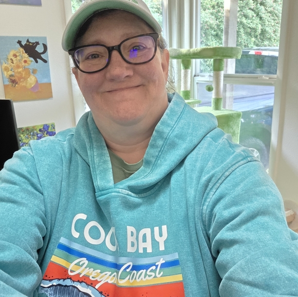 Meet your Posher, Rebecca - Picture 2 of 2